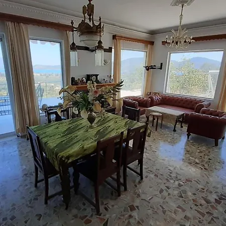 Villa George's