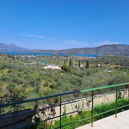 George's Villa Galatas (Poros)