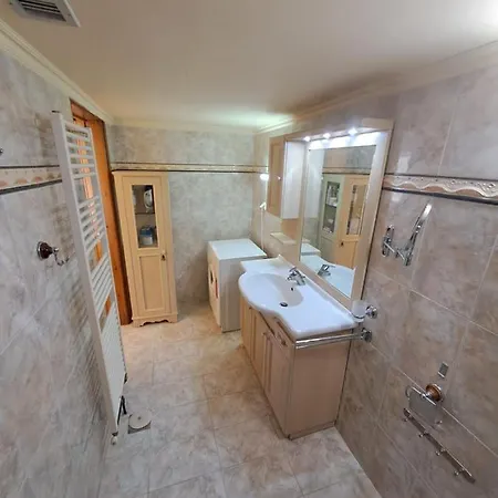 George's Villa Galatas (Poros)