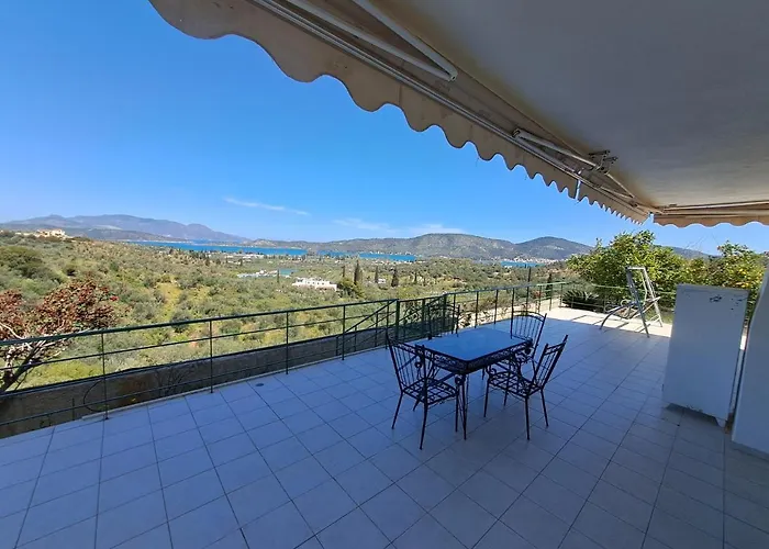 Villa George's *
