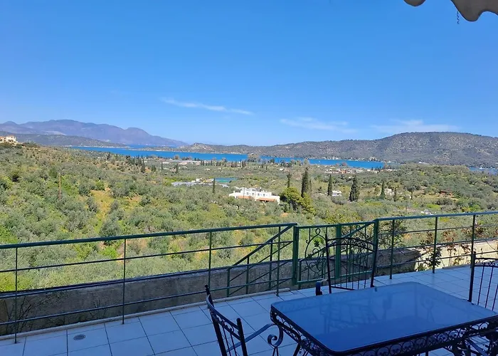 George's Galatas (Poros)